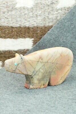 Bear Zuni Fetish Carving - Ronnie Lunasee