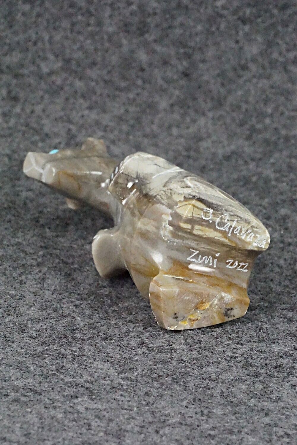 Bear Zuni Fetish Carving - Shannon Calavaza