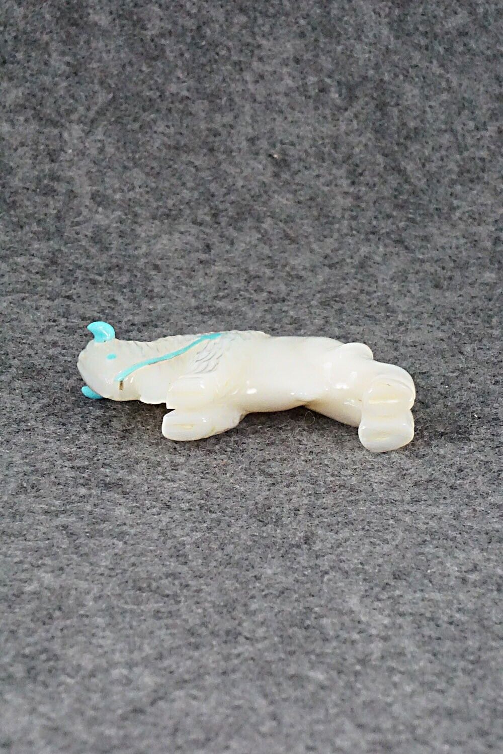 Buffalo Zuni Fetish Carving - Andres Quandelacy