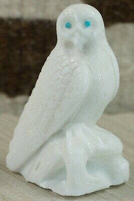 Owl Zuni Fetish Carving - Derrick Kaamasee