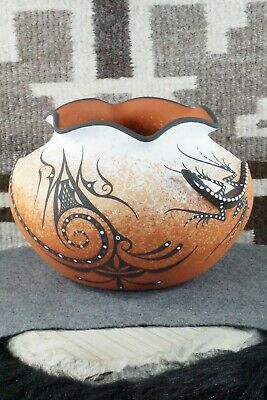 Zuni Pottery - Deldrick Cellicion