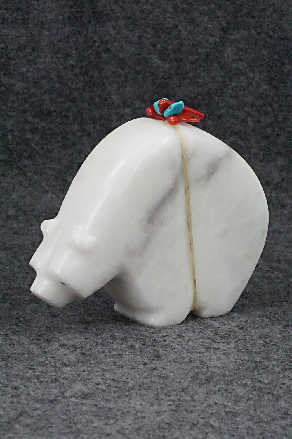 Bear Zuni Fetish Carving - Paulette Quam
