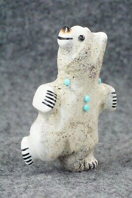 Bear Zuni Fetish Carving - Claudia Peina