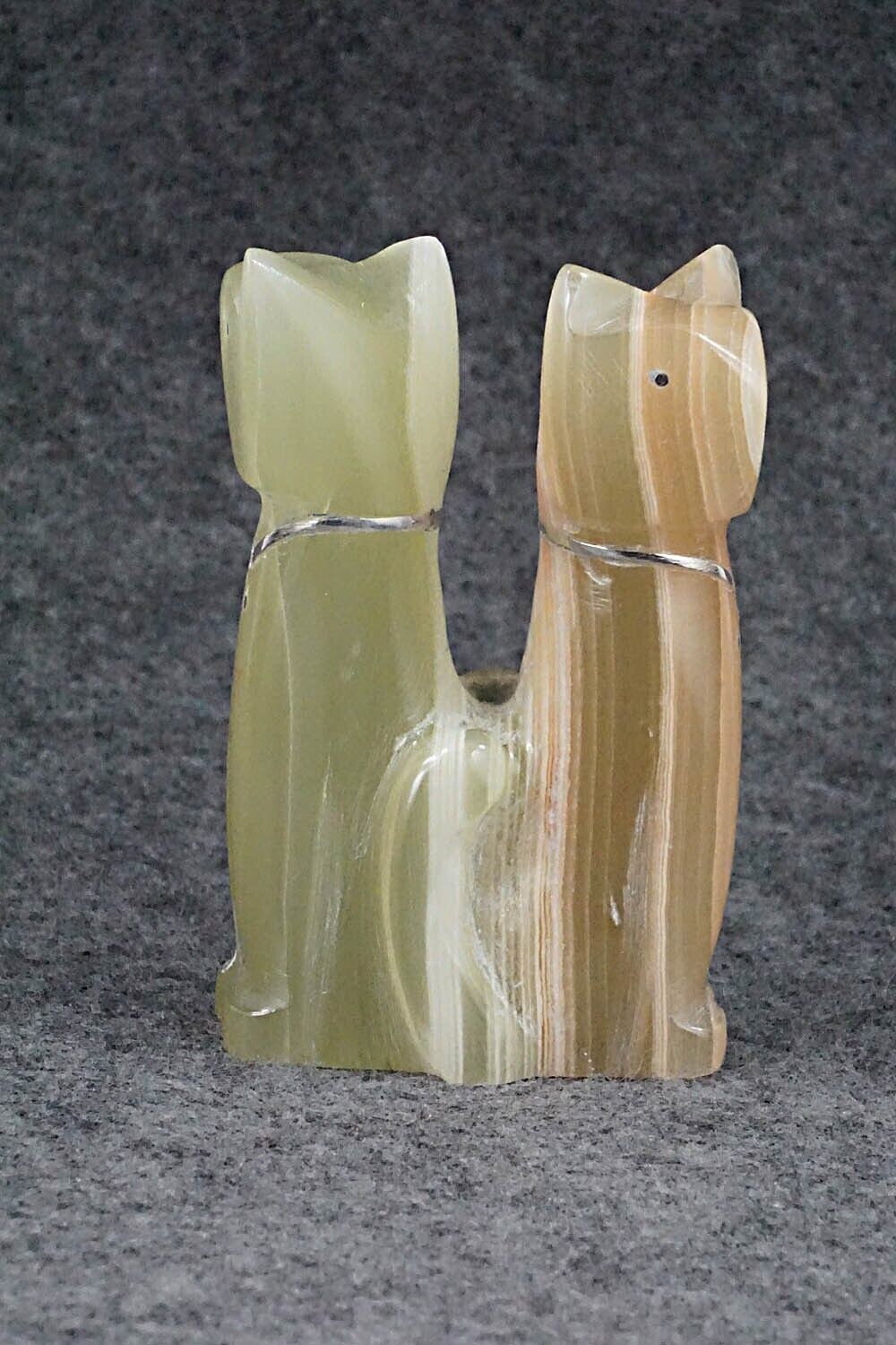 Cat Zuni Fetish Carving - Kenny Chavez