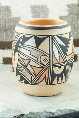 Hopi Pottery - Alta Yesslith