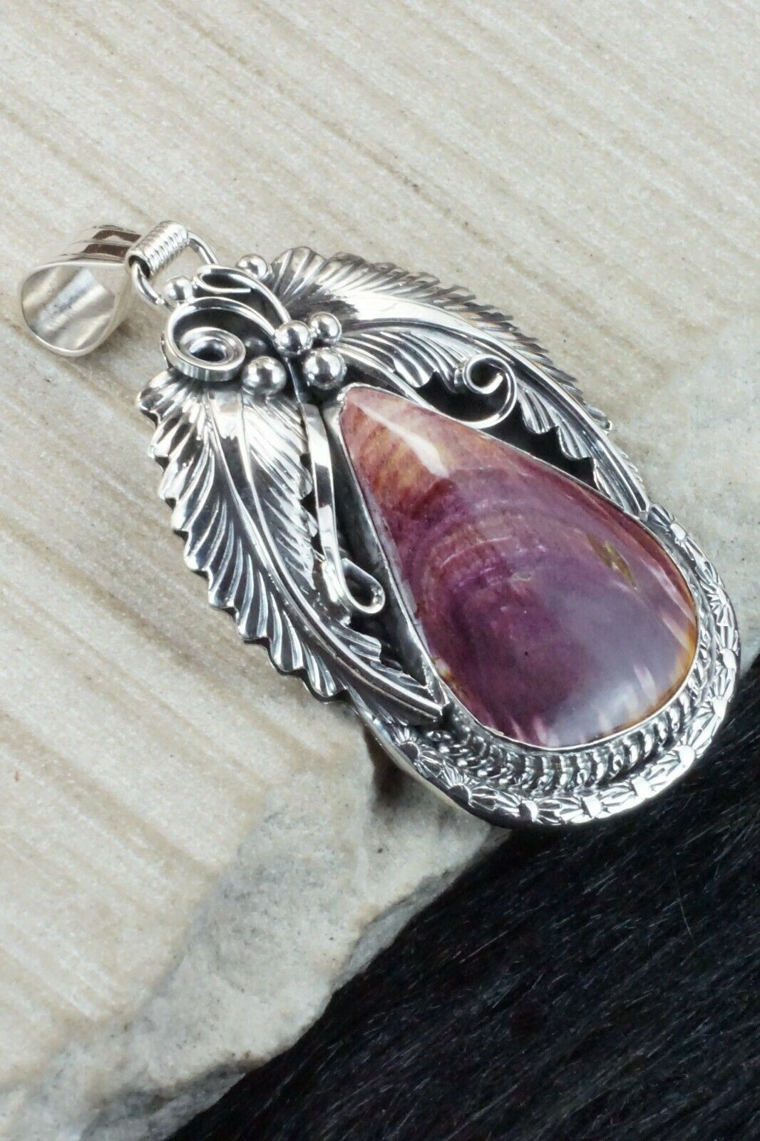 Spiny Oyster & Sterling Silver Pendant - Davey Morgan