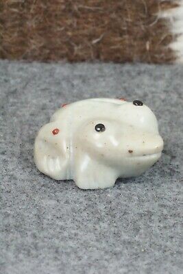 Frog Zuni Fetish Carving - Gordon Poncho