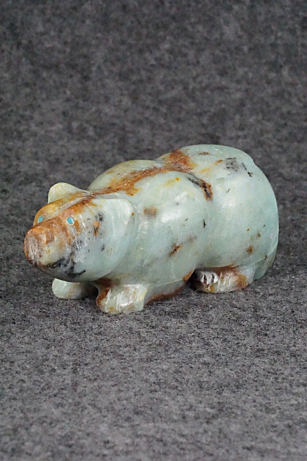 Bear Zuni Fetish Carving - Nelson Yatsattie
