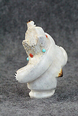 Bear Zuni Fetish Carving - Claudia Peina