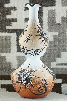Zuni Pottery - Deldrick Cellicion