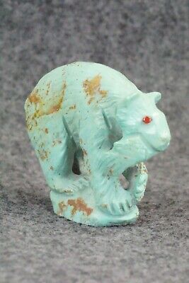 Bear Zuni Fetish Carving - Derrick Kaamasee