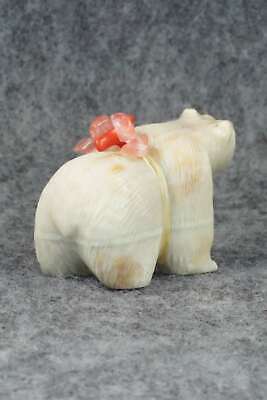 Bear Zuni Fetish Carving - Paulette Quam