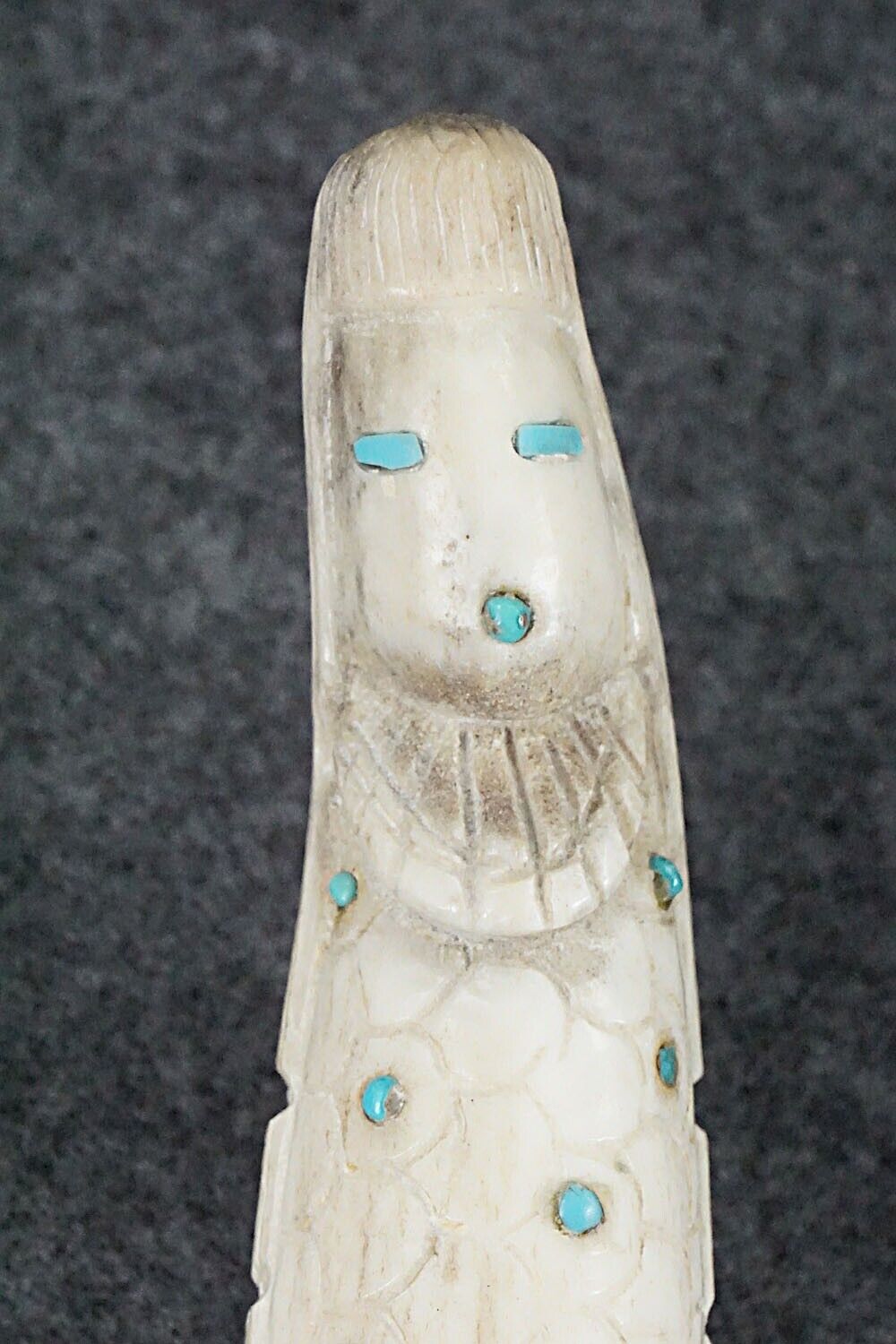 Corn Maiden Zuni Fetish Carving - Garrick Weeka