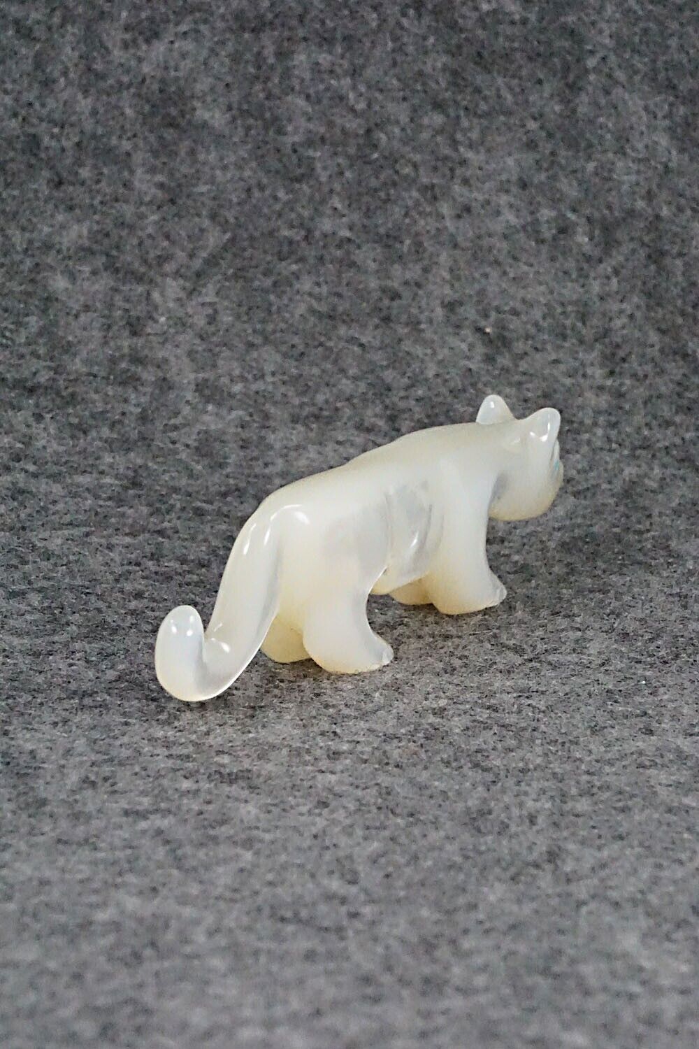 Mountain Lion Zuni Fetish Carving - Andres Quandelacy