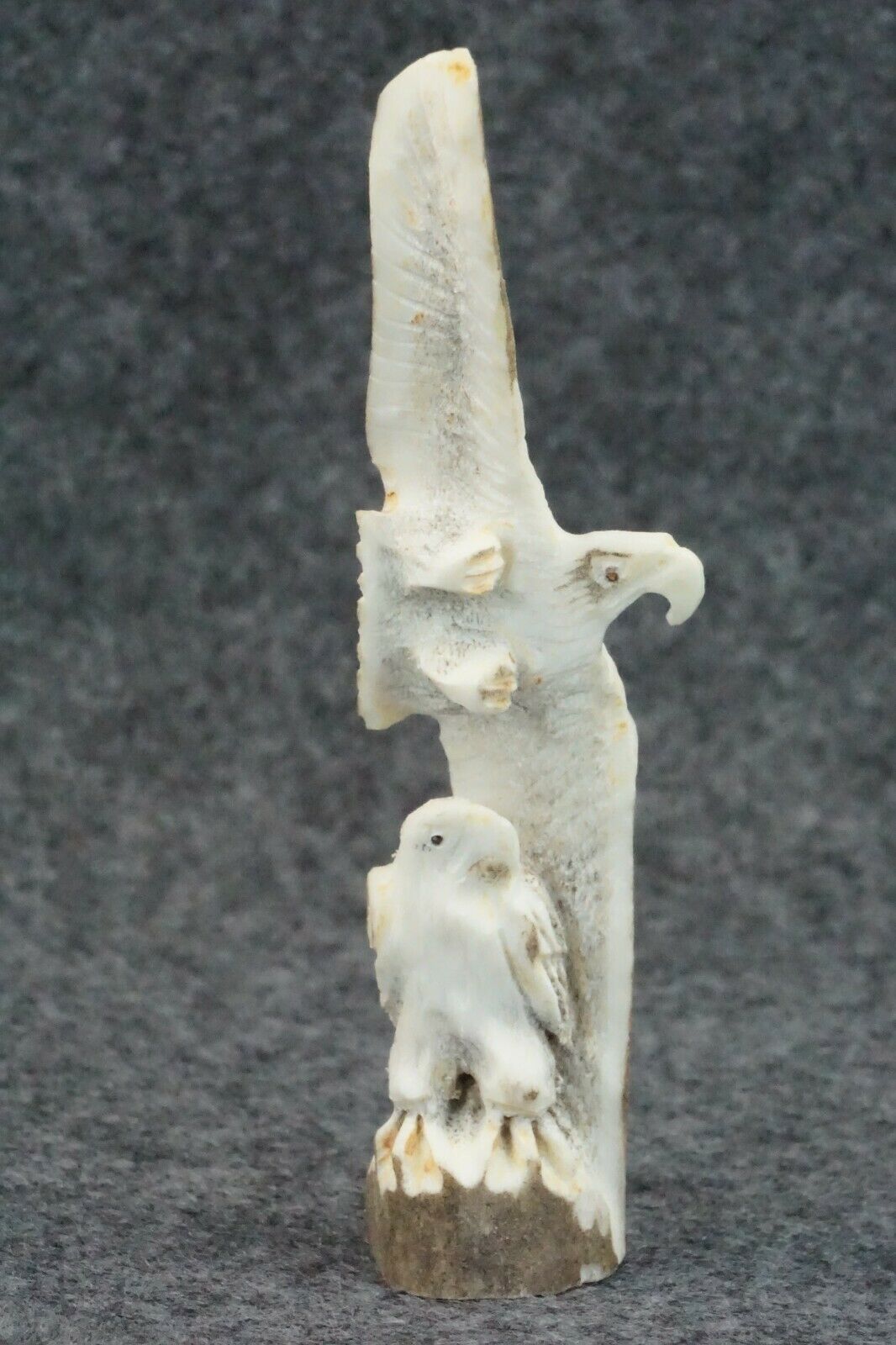 Eagle Zuni Fetish Carving - Lewis Malie Jr.