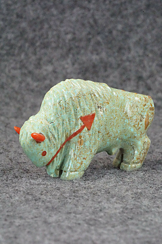Buffalo Zuni Fetish Carving - Andres Quandelacy