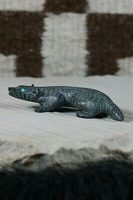 Badger Zuni Fetish Carving - Lance Cheama - High Lonesome Trading