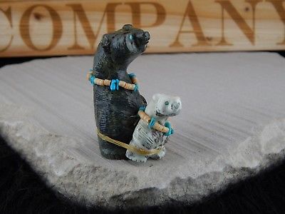 Bear Zuni Fetish Carving - Farlan & Paulette Quam - High Lonesome Trading