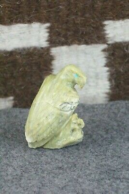 Eagle Zuni Fetish Carving - Wilfred Cheama