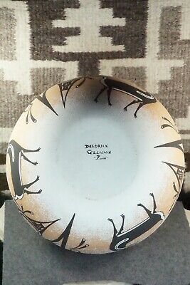 Zuni Pottery - Deldrick Cellicion