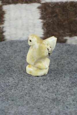 Humming Bird Zuni Fetish Carving - Justin Red Elk
