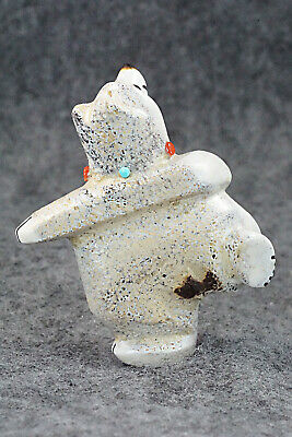 Bear Zuni Fetish Carving - Claudia Peina