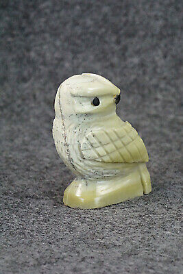 Owl Zuni Fetish Carving - Edison Bobelu
