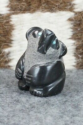 Bear Zuni Fetish Carving - Reynold Lunasee