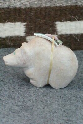 Bear Zuni Fetish Carving - Delvin Leekya