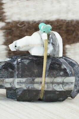 Bear Zuni Fetish Carving - Ed Lementino