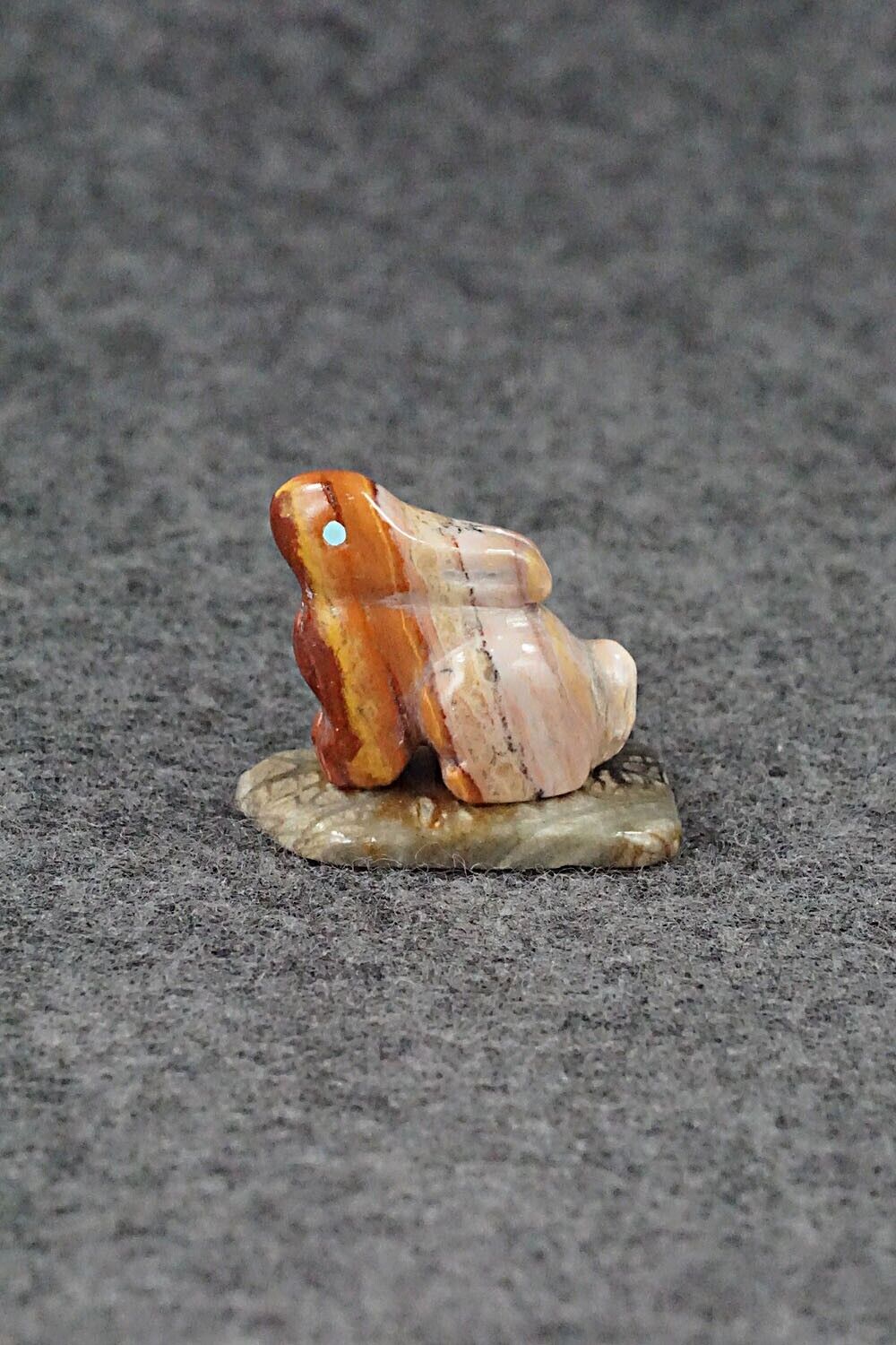 Rabbit Zuni Fetish Carving - Brian Yunie