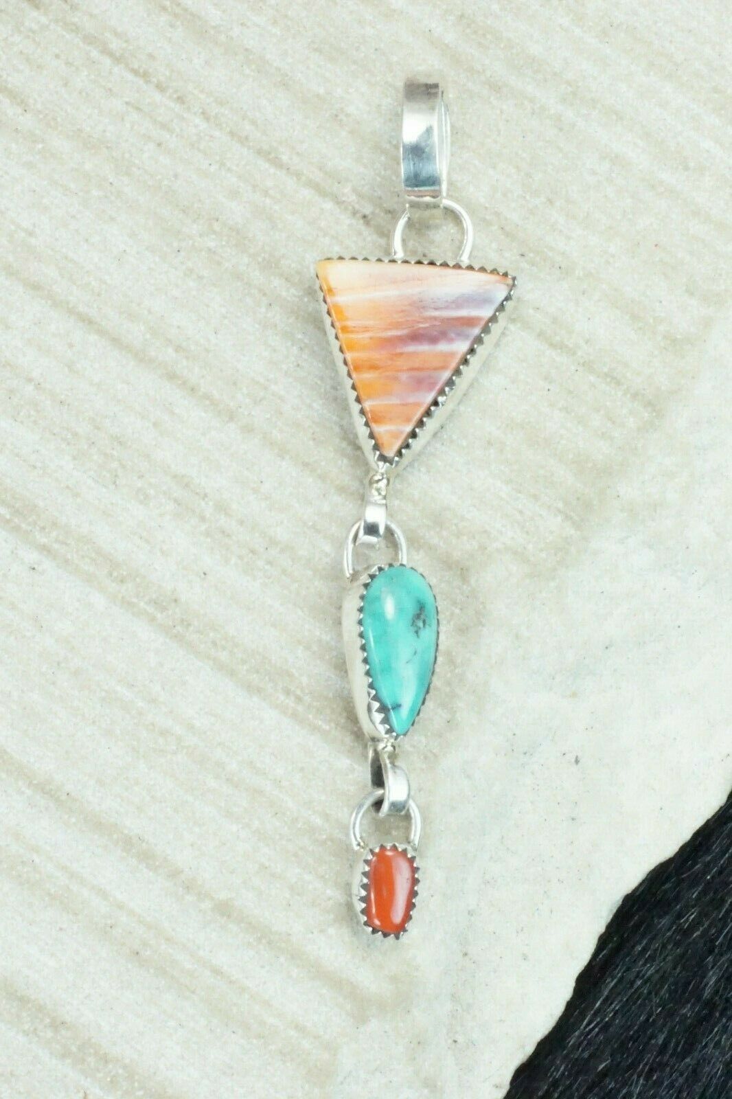 Spiny Oyster, Turquoise & Sterling Silver Pendant - Priscilla Reeder