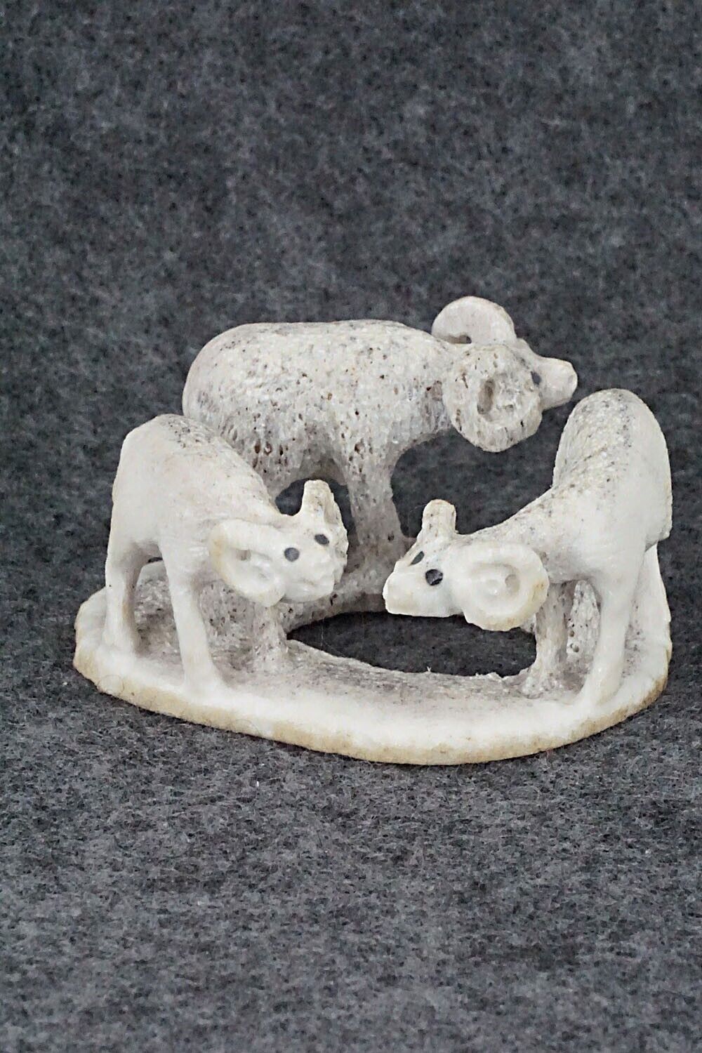 Ram Zuni Fetish Carving - Maxx Laate