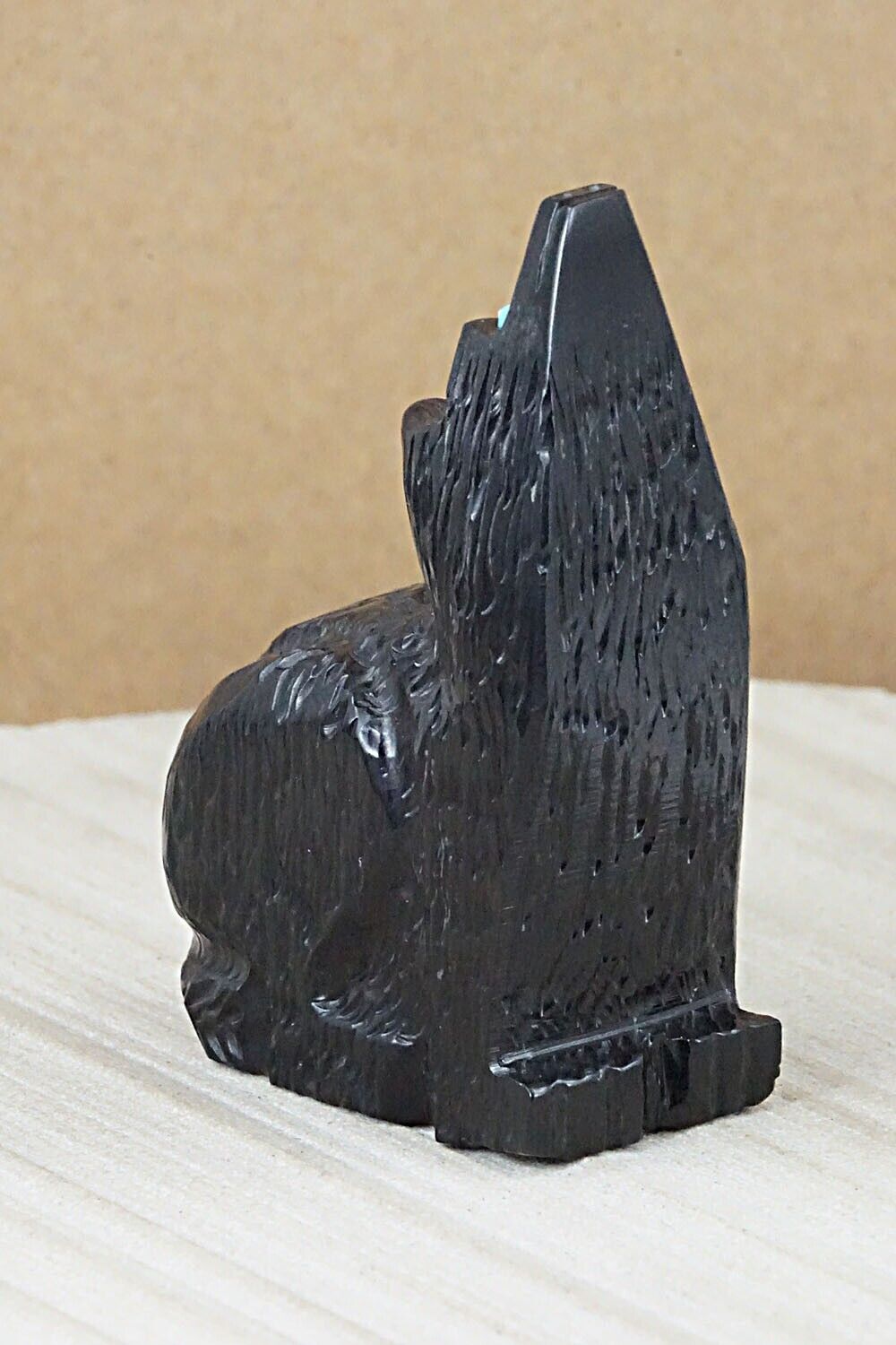 Wolf Zuni Fetish Carving - Joleen Tsethlikai