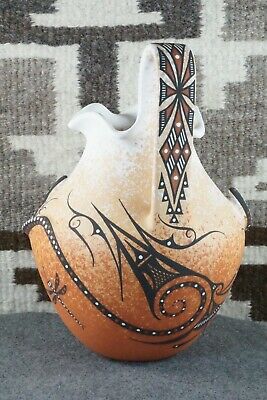 Zuni Pottery - Deldrick Cellicion