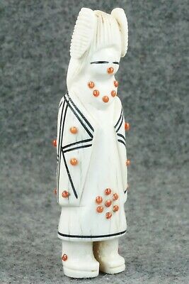 Corn Maiden Zuni Fetish Carving - Claudia Peina