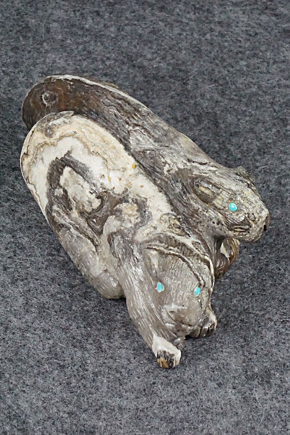Mountain Lion Zuni Fetish Carving - Lance Cheama