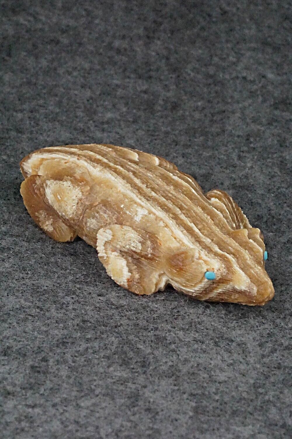 Badger Zuni Fetish Carving - Calvin Weeka