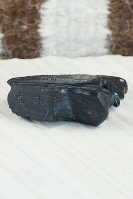 Crow Zuni Fetish Carving - Derrick Kaamasee