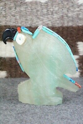 Parrot Zuni Fetish Carving - Jon Quam