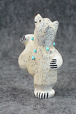 Bear Zuni Fetish Carving - Claudia Peina