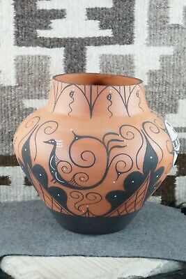 Zuni Pottery - Priscilla Peynetsa