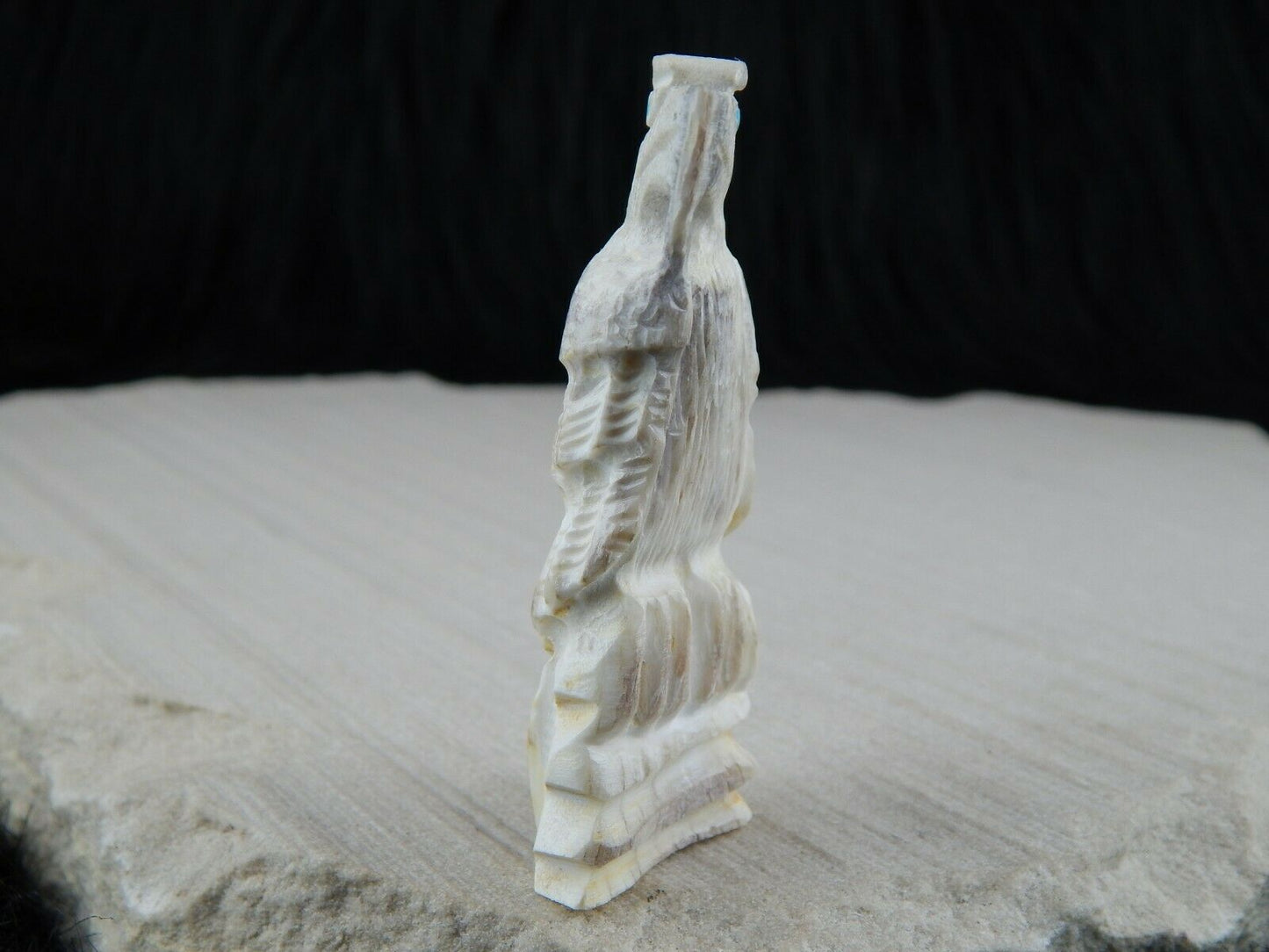 Eagle Zuni Fetish Carving - Jerrold Lahaleon - High Lonesome Trading