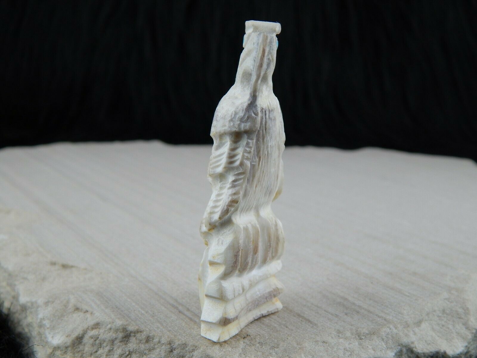 Eagle Zuni Fetish Carving - Jerrold Lahaleon - High Lonesome Trading