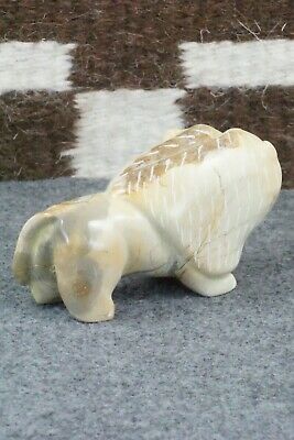 Lion Zuni Fetish Carving - Enrike Leekya