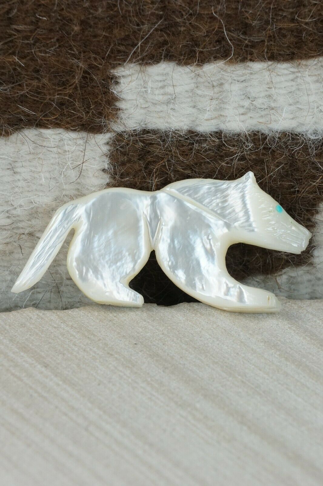 Wolf Zuni Fetish Carving - Jonas Hastito