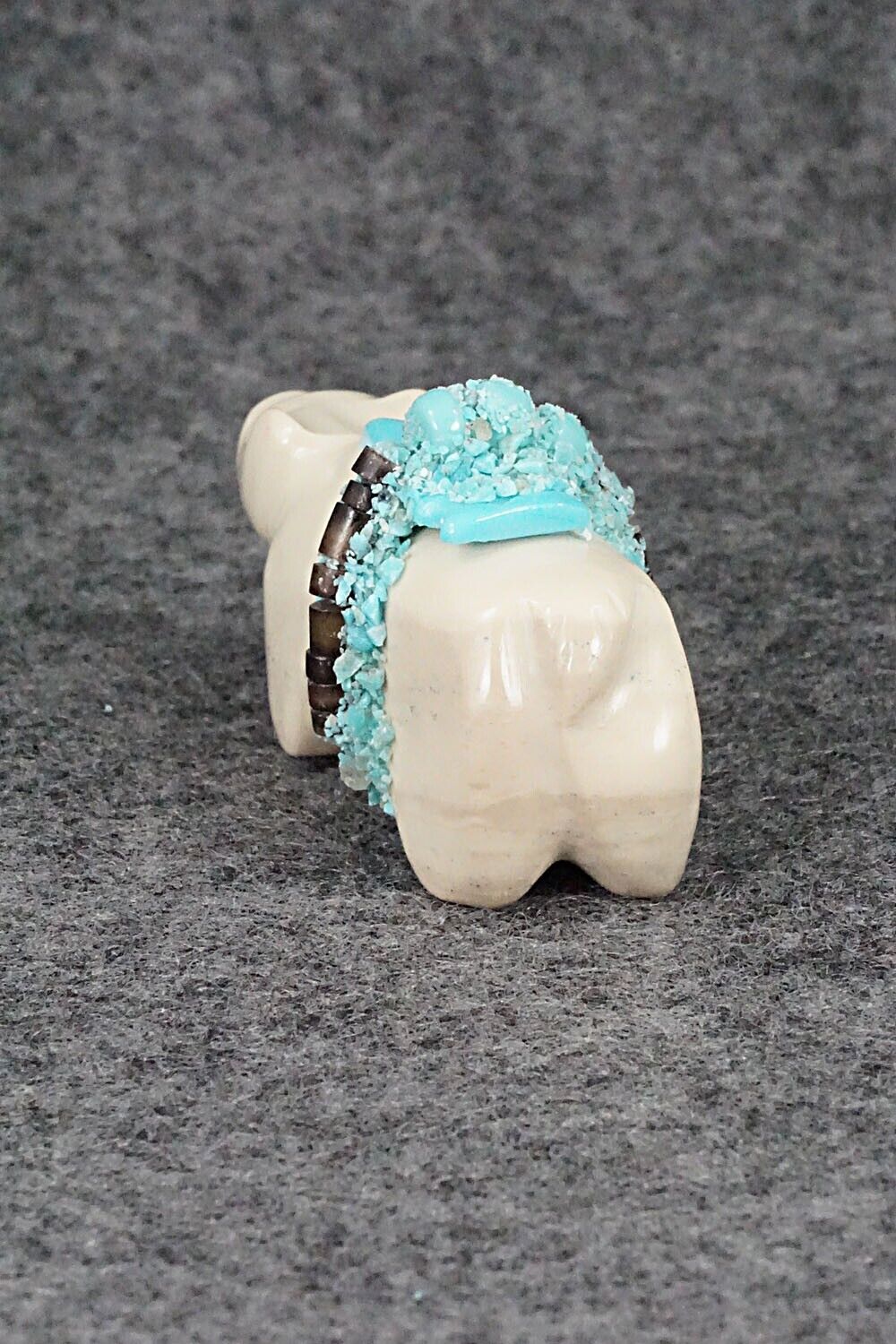 Bear Zuni Fetish Carving - Marvelita Phillips