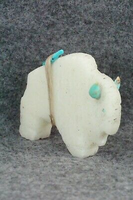 Buffalo Zuni Fetish Carving - Kevin Quam