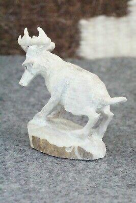 Deer Zuni Fetish Carving - Lewis Malie Jr. - High Lonesome Trading