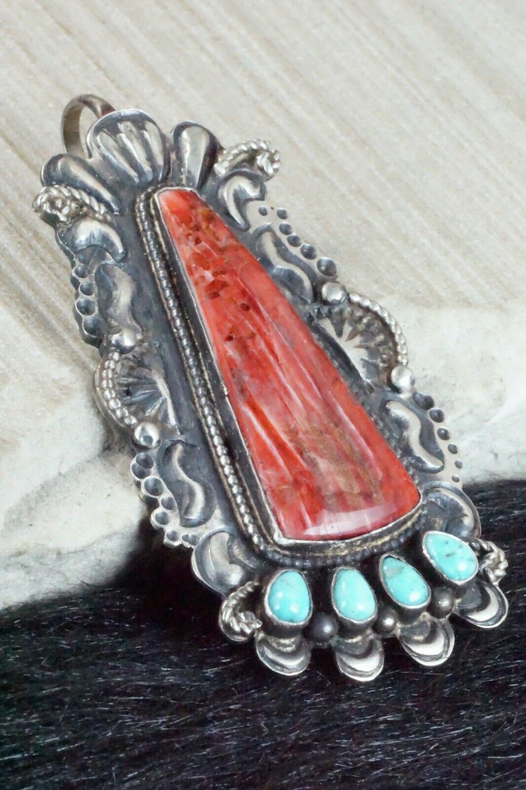 Spiny Oyster, Turquoise & Sterling Silver Pendant - Shawn Cayatineto